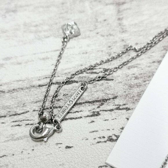 Kendra Scott Silver Light Burgundy Short Necklace - Framed Abbie - Picture 3 of 4